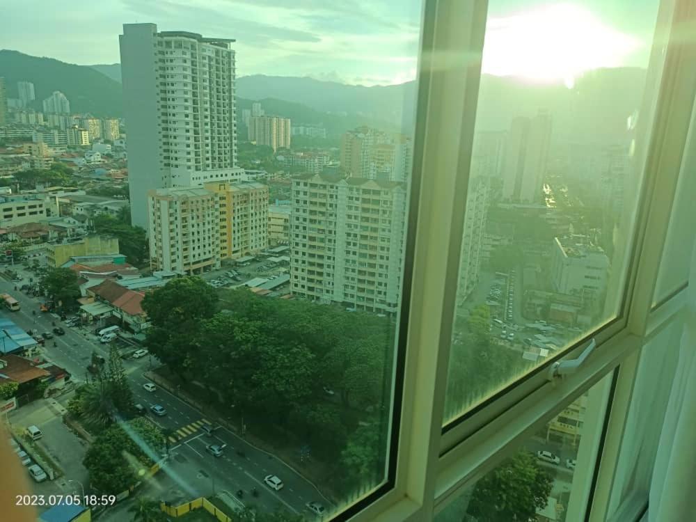 City Town 2-6 Pax Beautiful View Cozy Condo, Jelutong, Georgetown, Centre Heart Of Penang Island, Near Highway Komtar Gurney المظهر الخارجي الصورة