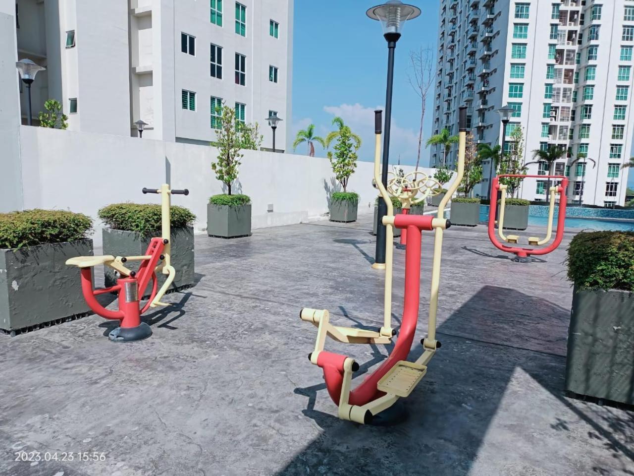 City Town 2-6 Pax Beautiful View Cozy Condo, Jelutong, Georgetown, Centre Heart Of Penang Island, Near Highway Komtar Gurney المظهر الخارجي الصورة